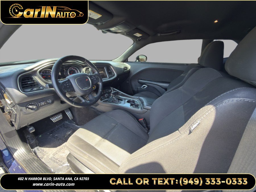 Used 2016 Dodge Challenger R/T Scat Pack RWD image 18