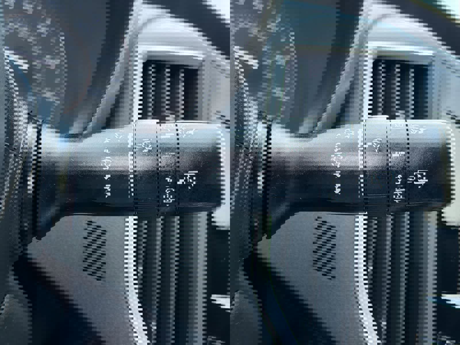 Certified 2023 Subaru Crosstrek 2.0i Premium image 27