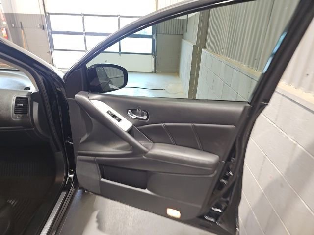 Used 2012 Nissan Murano SL AWD/4WD image 26