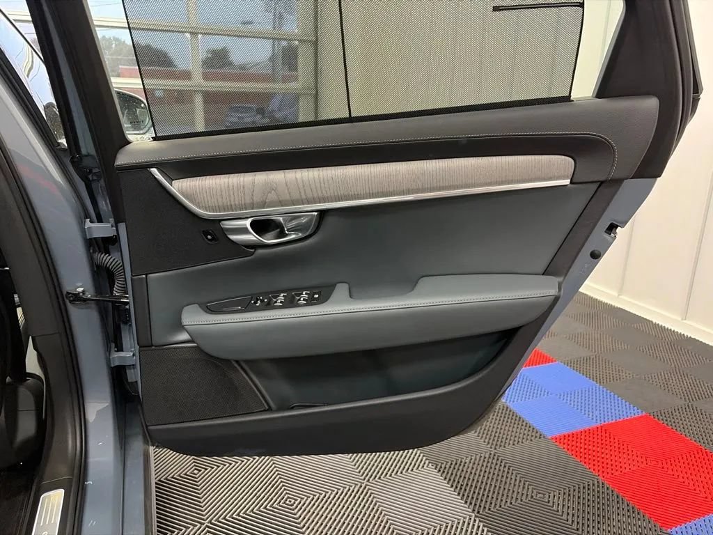 Used 2021 Volvo S90 T6 Inscription AWD/4WD image 17
