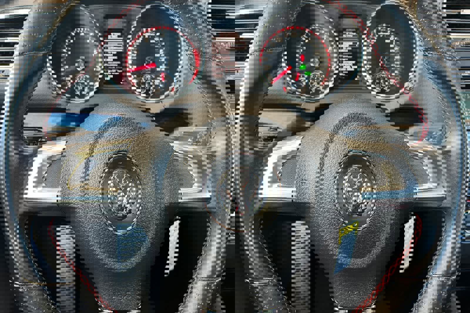 Used 2012 Volkswagen GTI 4-Door image 23