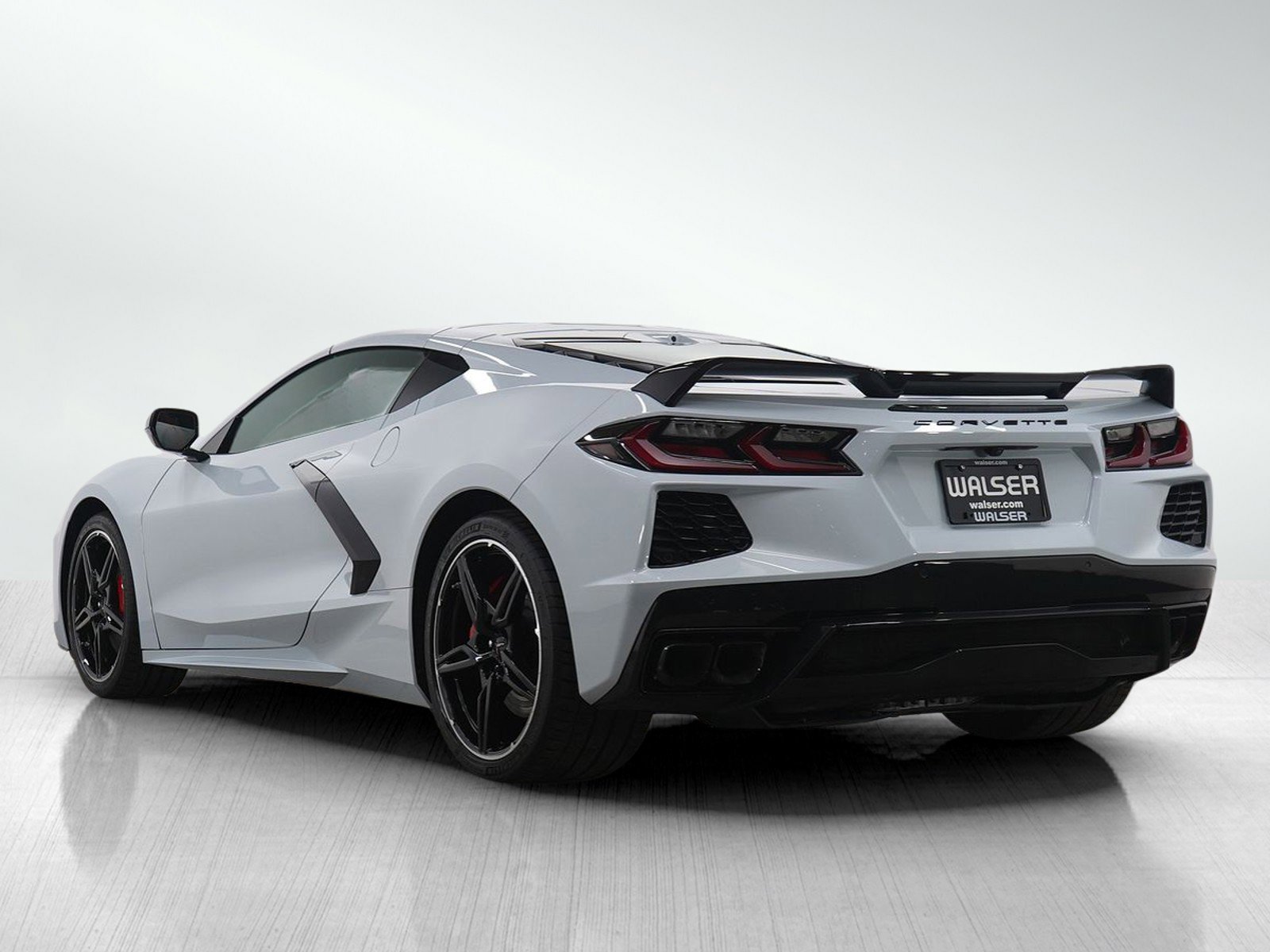 Used 2023 Chevrolet Corvette Stingray Preferred Cpe w/ Z51 Performance Package image 3