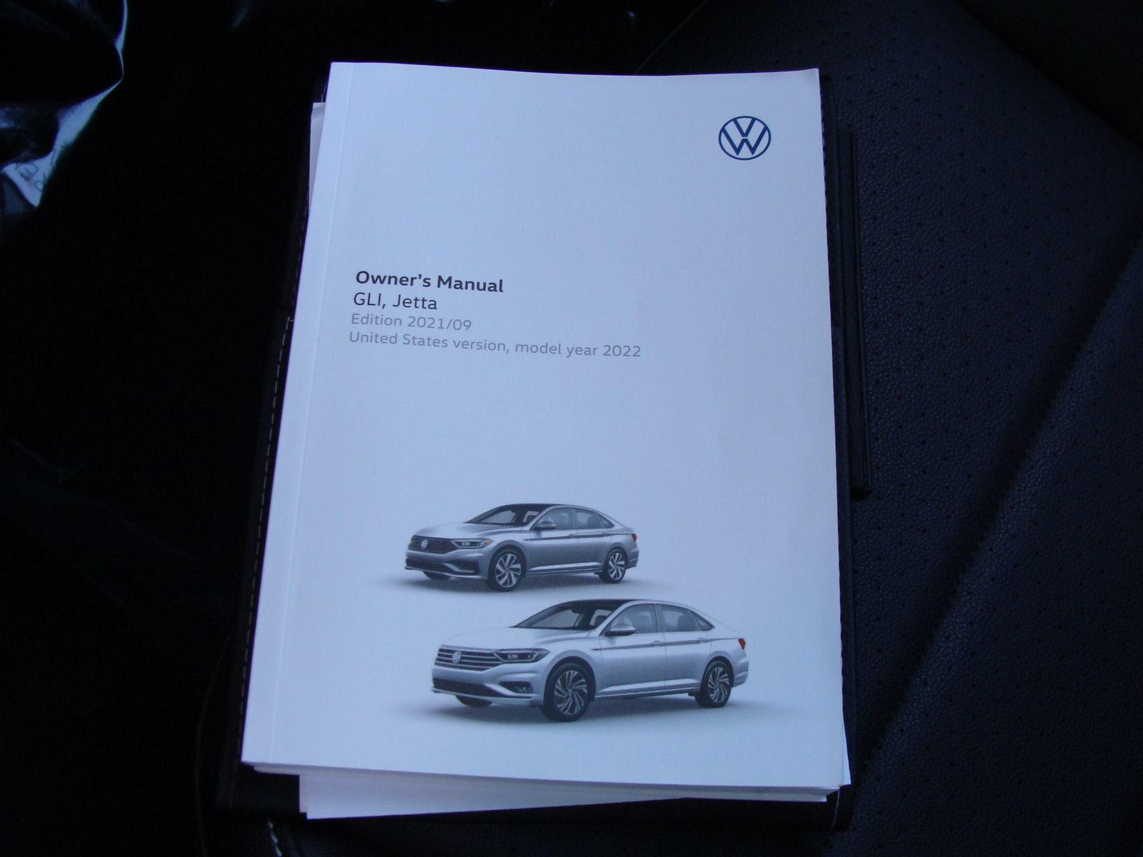 Used 2022 Volkswagen Jetta SE FWD image 7