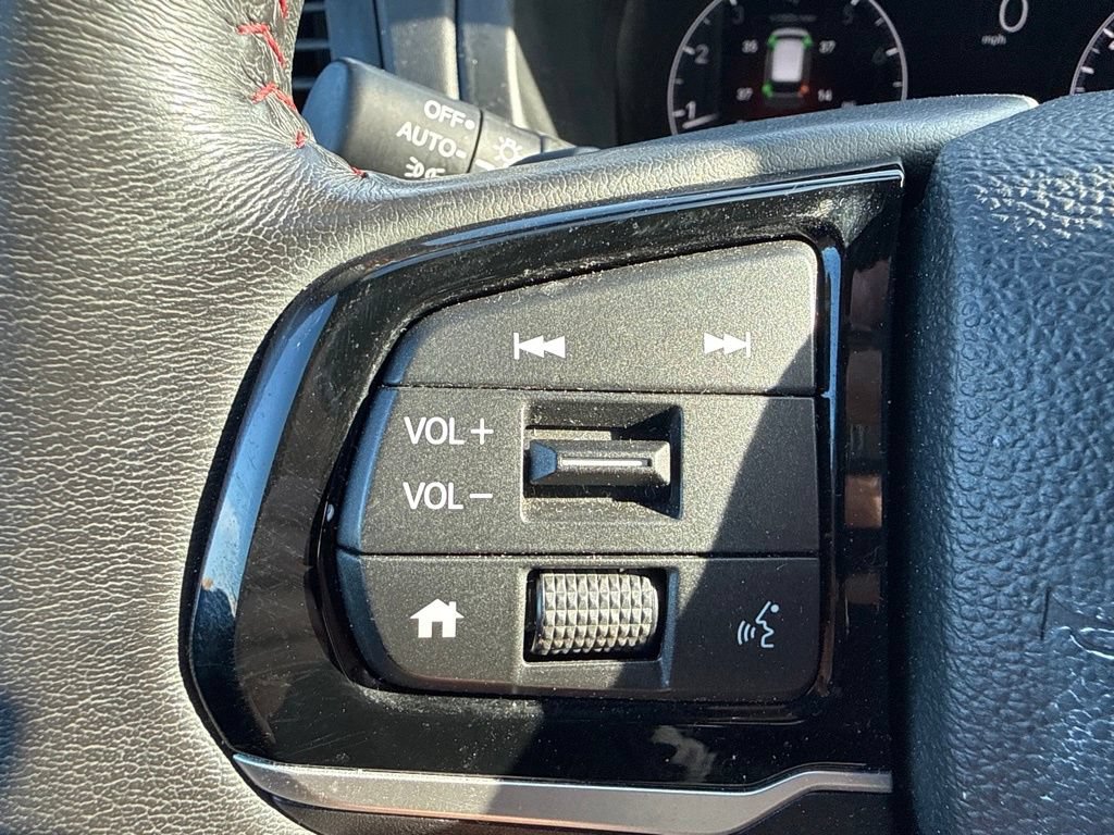 Used 2025 Honda Odyssey Sport-L image 22