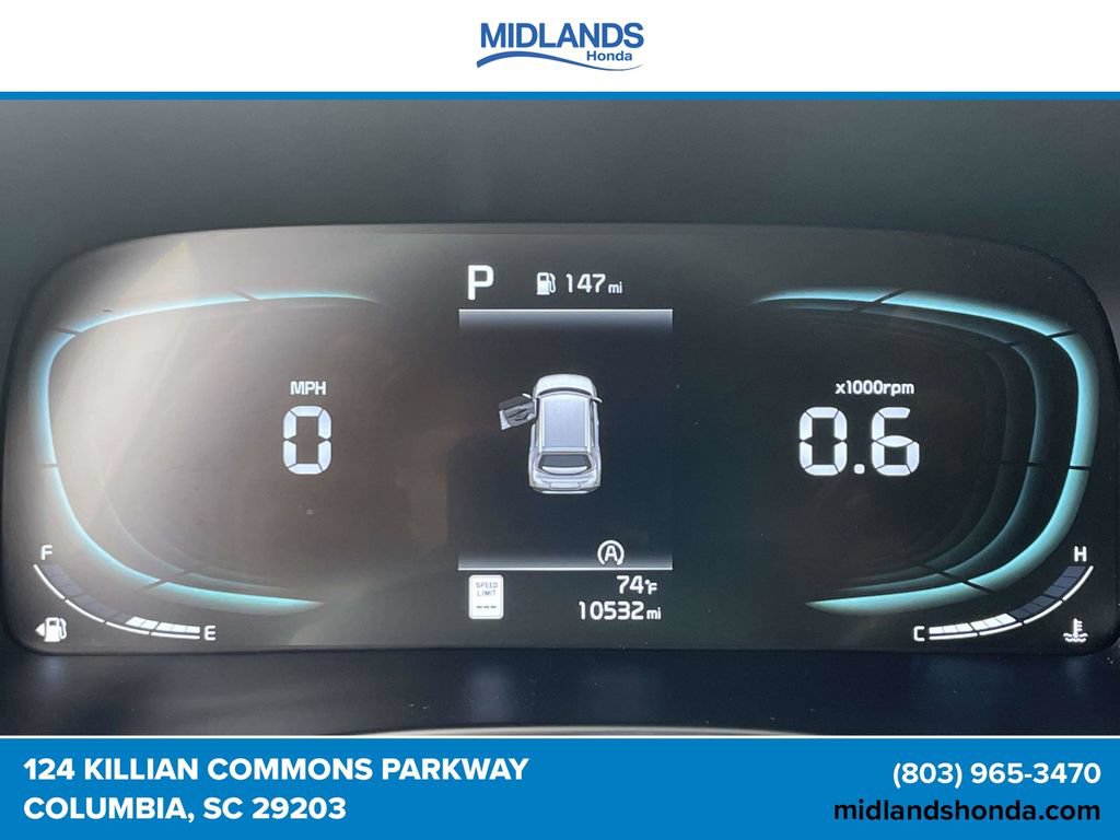 Used 2025 Kia Soul LX w/ LX Technology Package FWD image 16