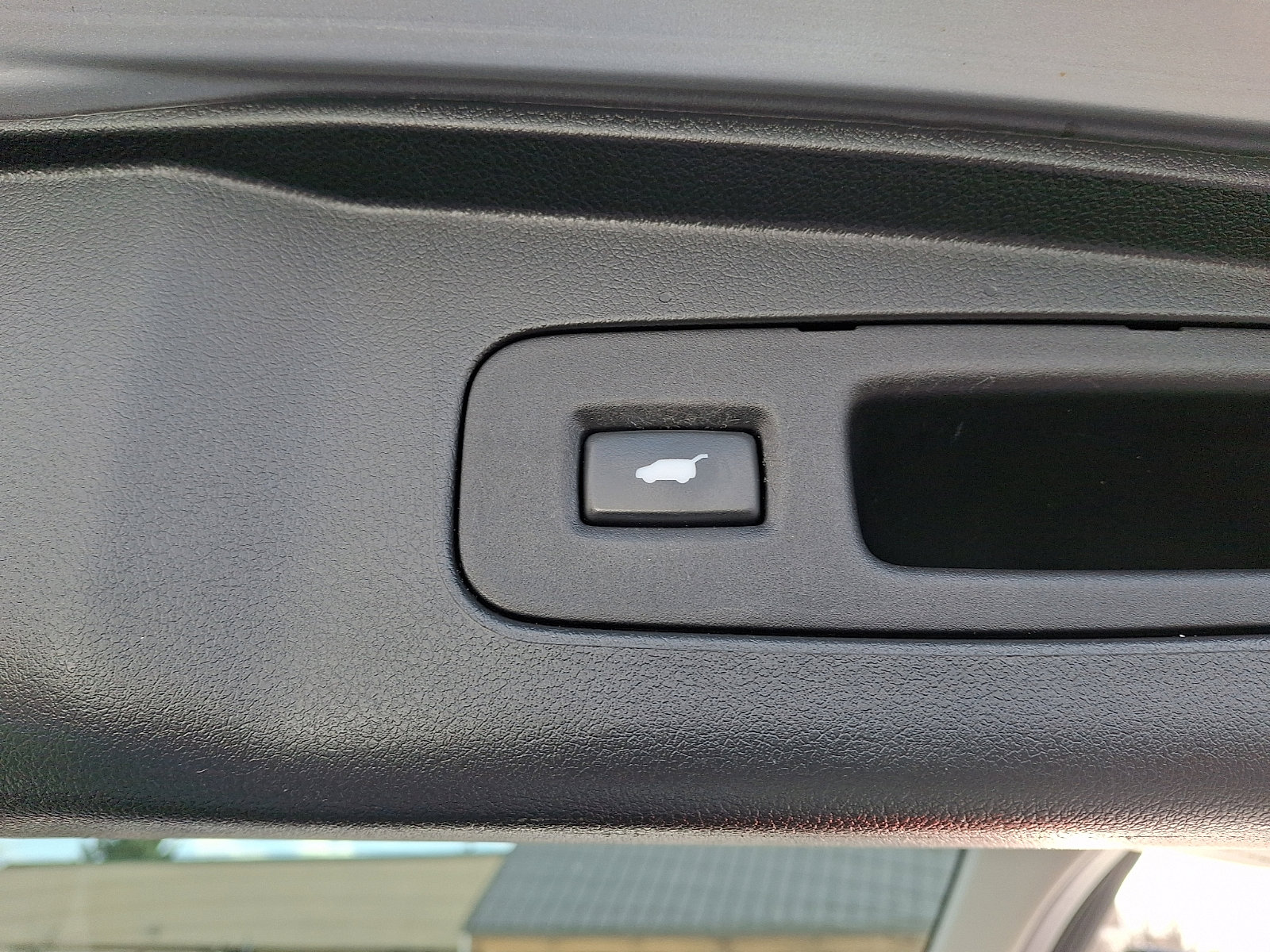 Used 2016 Honda CR-V Touring image 28