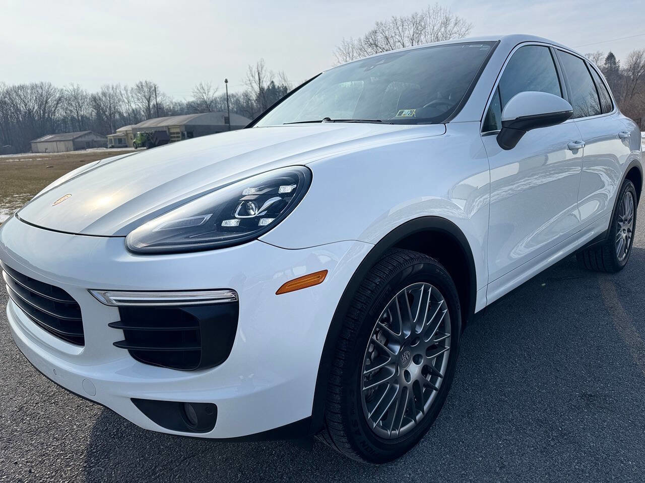 Used 2015 Porsche Cayenne S image 4