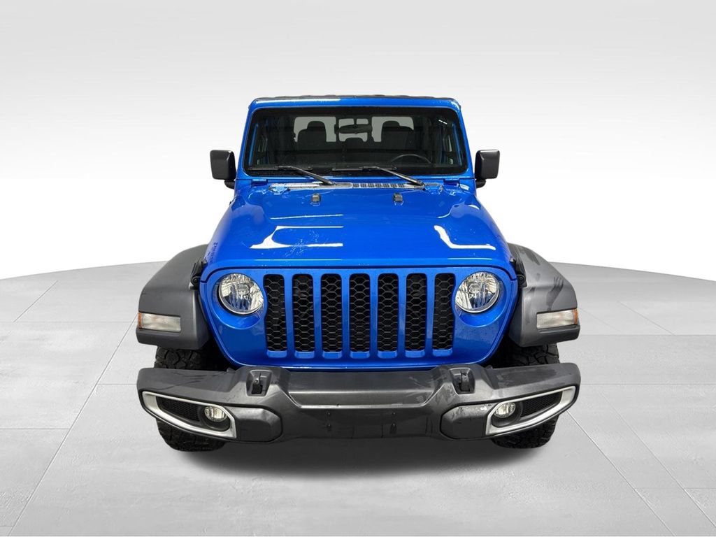 Used 2023 Jeep Gladiator Sport w/ Trailer Tow Package AWD/4WD image 3