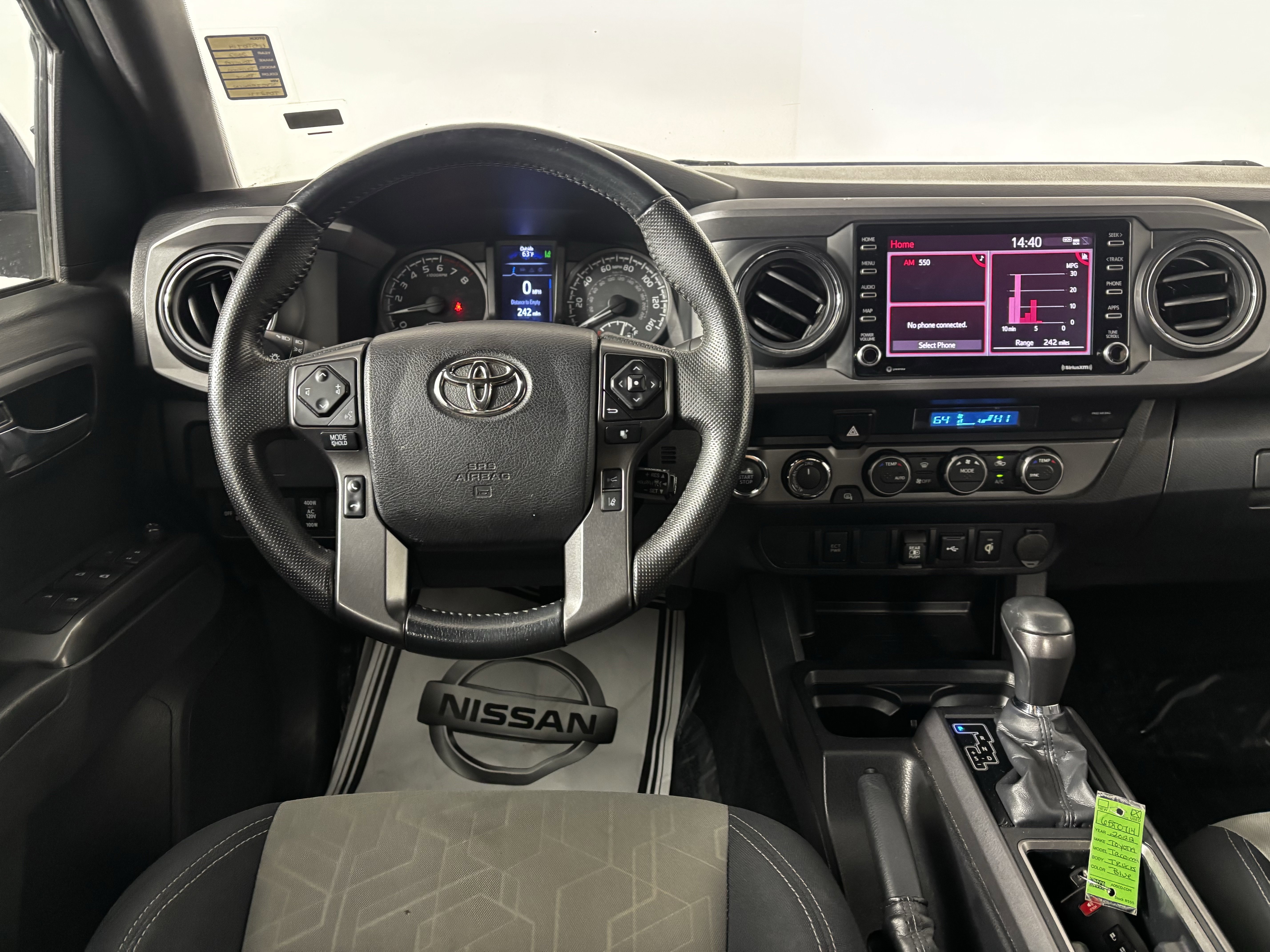 Used 2022 Toyota Tacoma TRD Off-Road image 34