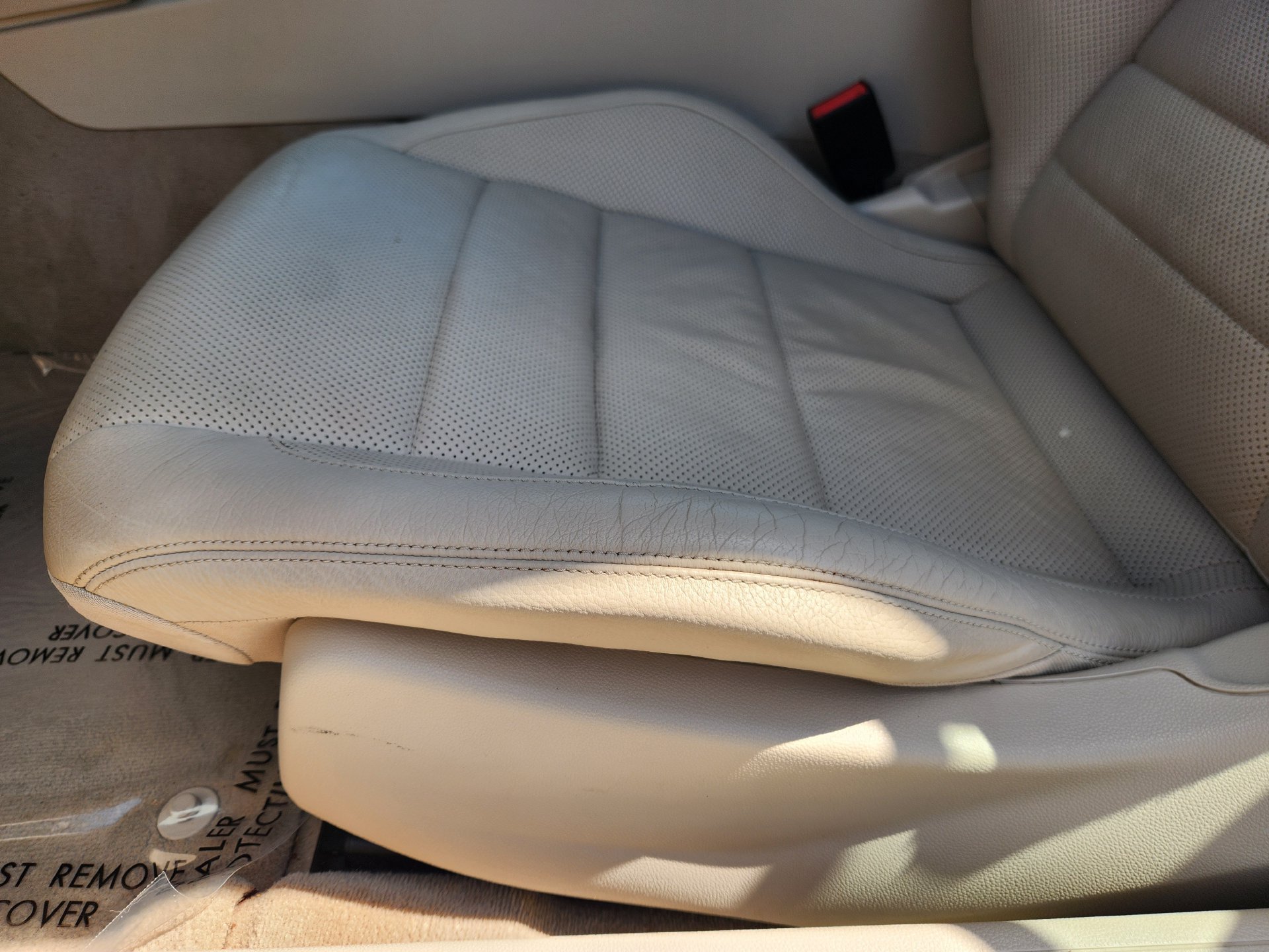 Certified 2016 Mercedes-Benz E 400 Cabriolet image 25