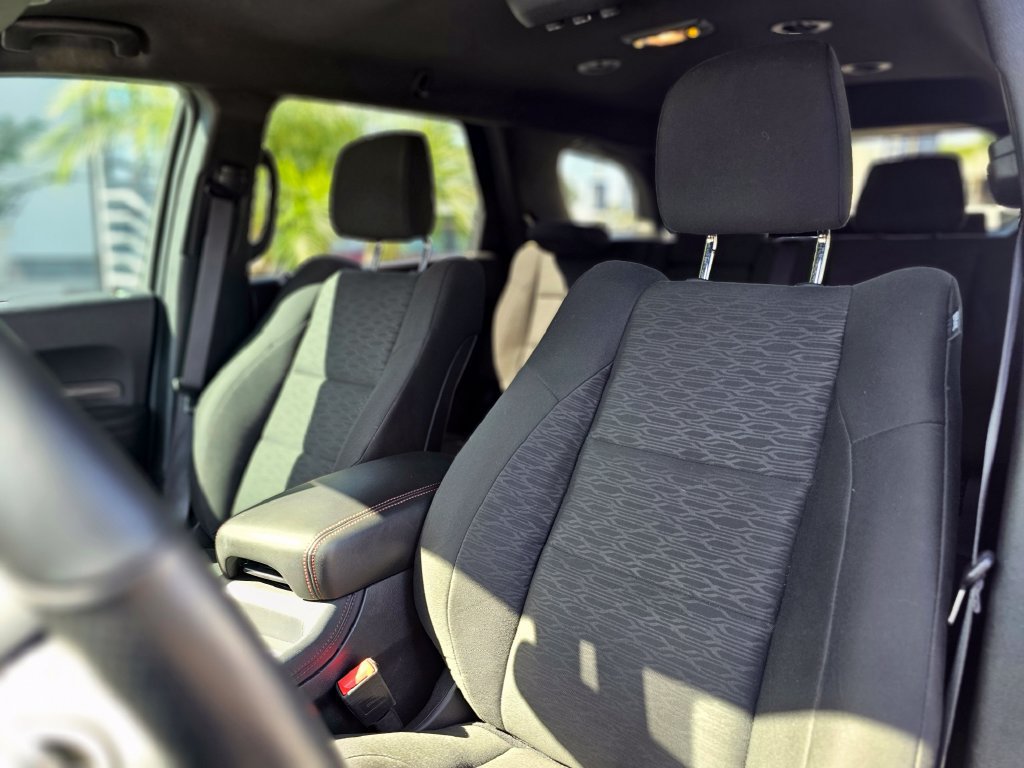 Certified 2025 Dodge Durango GT RWD image 31