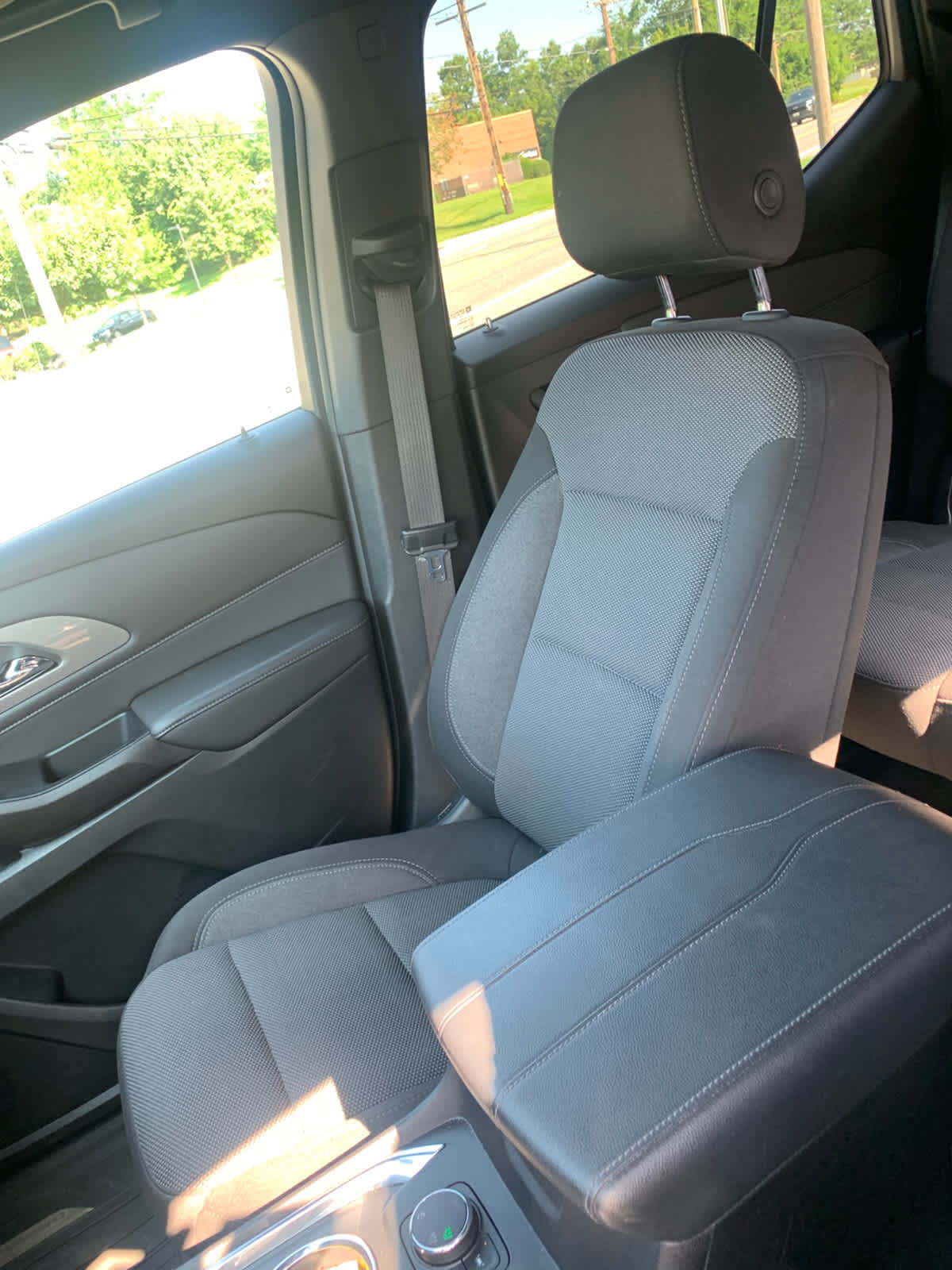 Used 2023 Chevrolet Traverse LT w/ LPO, Floor Liner Package AWD/4WD image 21