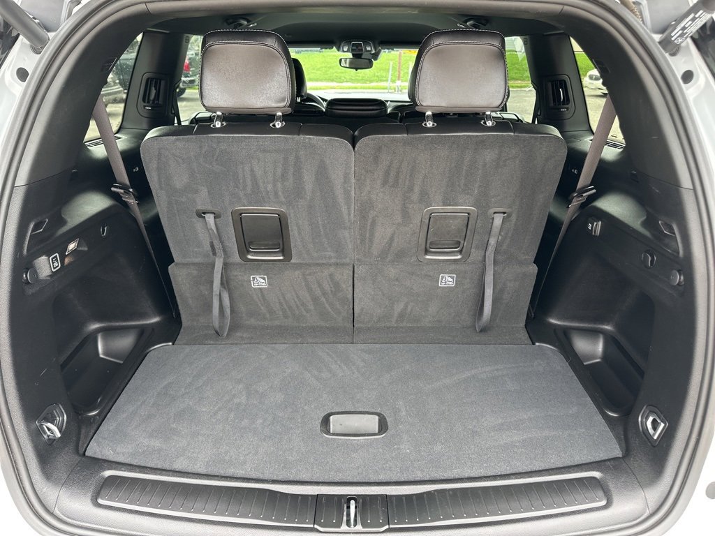 Used 2023 Jeep Grand Cherokee L Laredo image 7