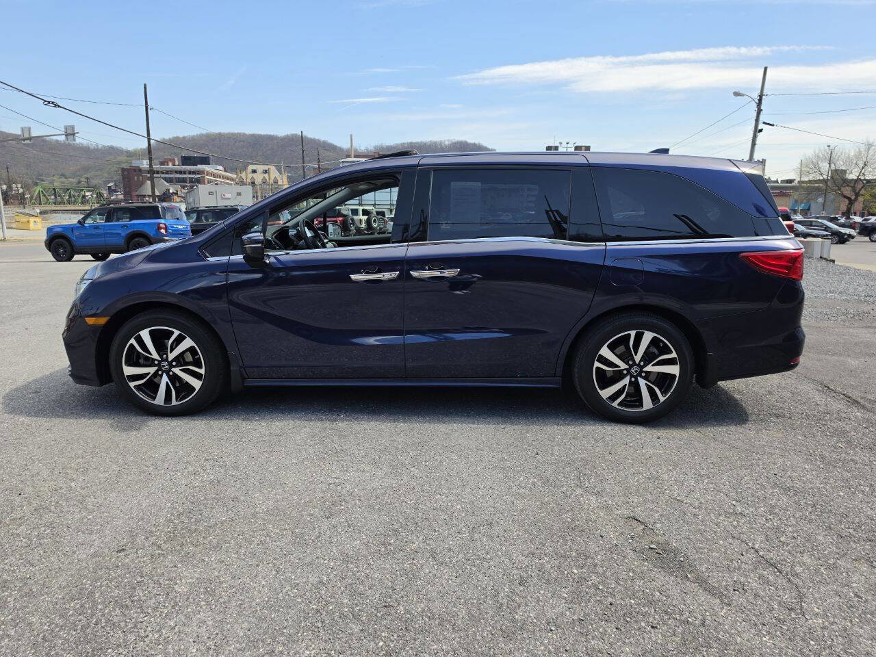 Used 2019 Honda Odyssey Elite image 5