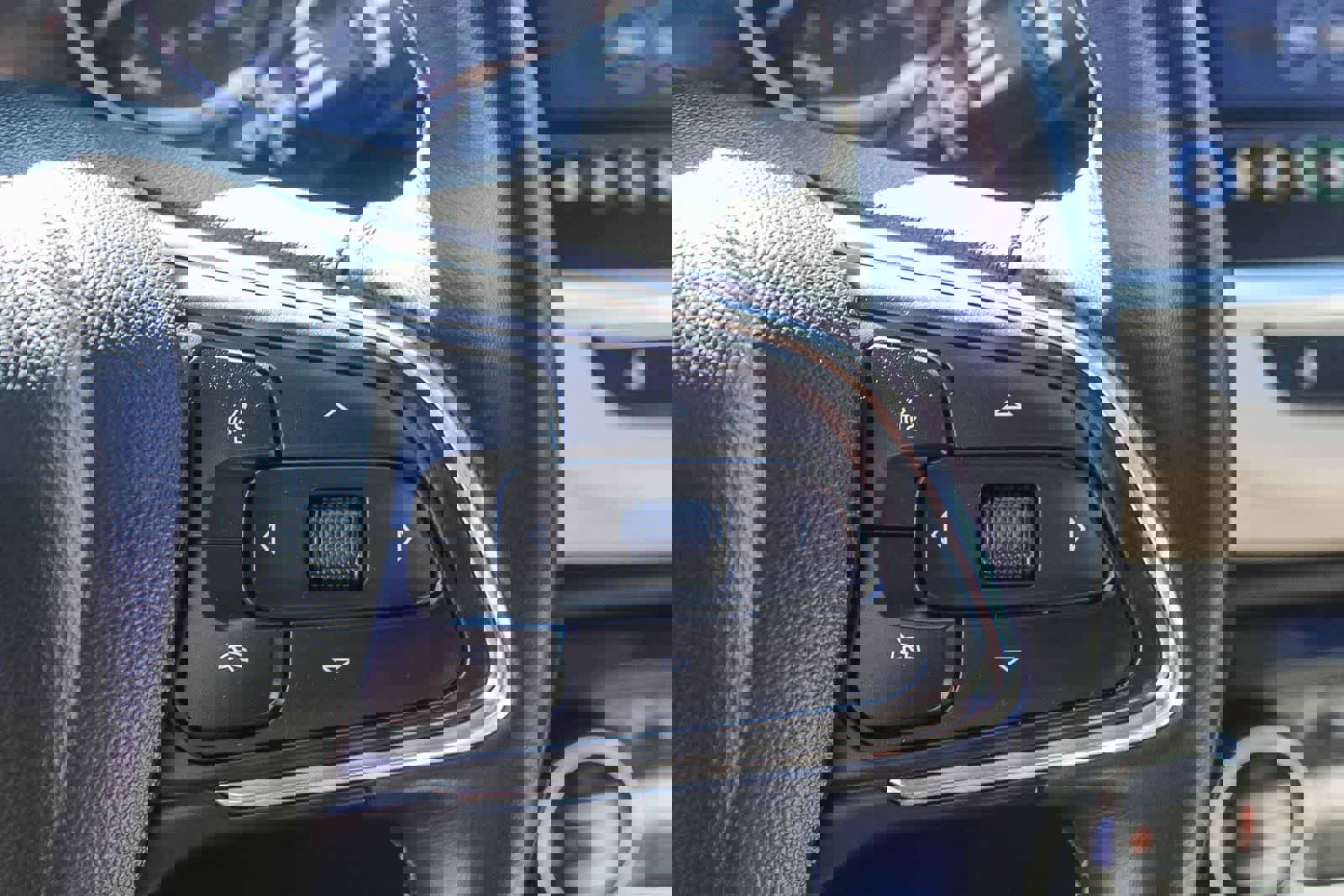 Used 2023 Buick Encore GX Select image 33