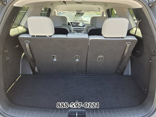 Used 2024 Hyundai Palisade SEL FWD image 16