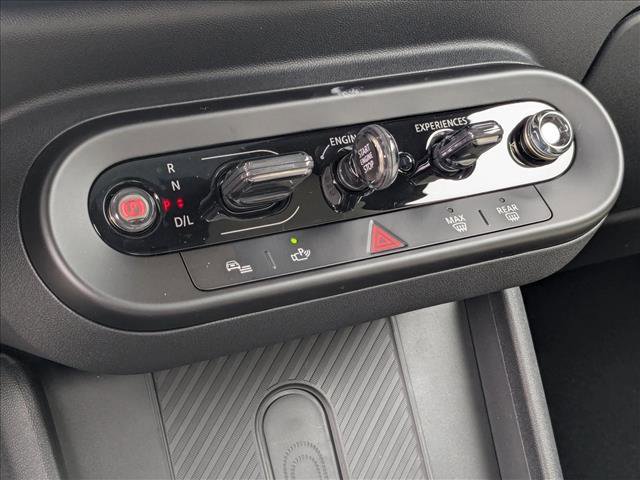 Certified 2025 MINI Cooper S image 9