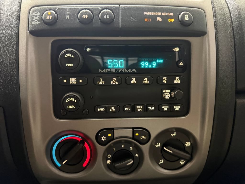Used 2012 GMC Canyon SLE AWD/4WD image 19