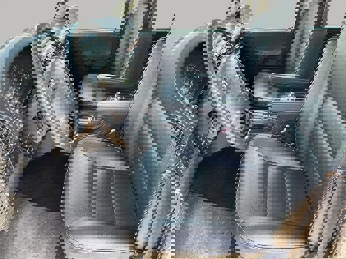 Used 2004 Land Rover Discovery SE image 9