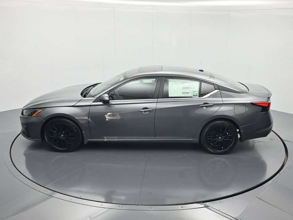 New 2026 Nissan Altima 2.5 SV w/ SV Special Edition Package FWD image 35