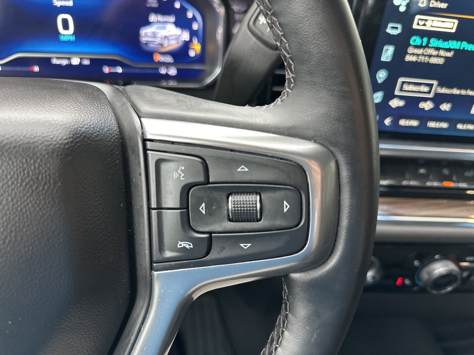 Used 2023 Chevrolet Silverado 1500 LT image 30