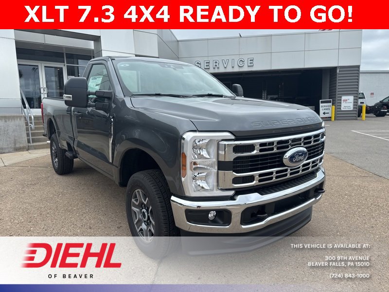 New 2025 Ford F350 XLT