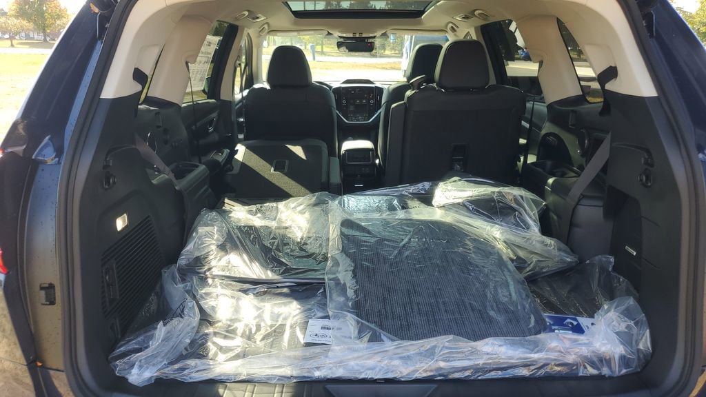 Certified 2025 Subaru Ascent Limited w/ Popular Package #2 image 33