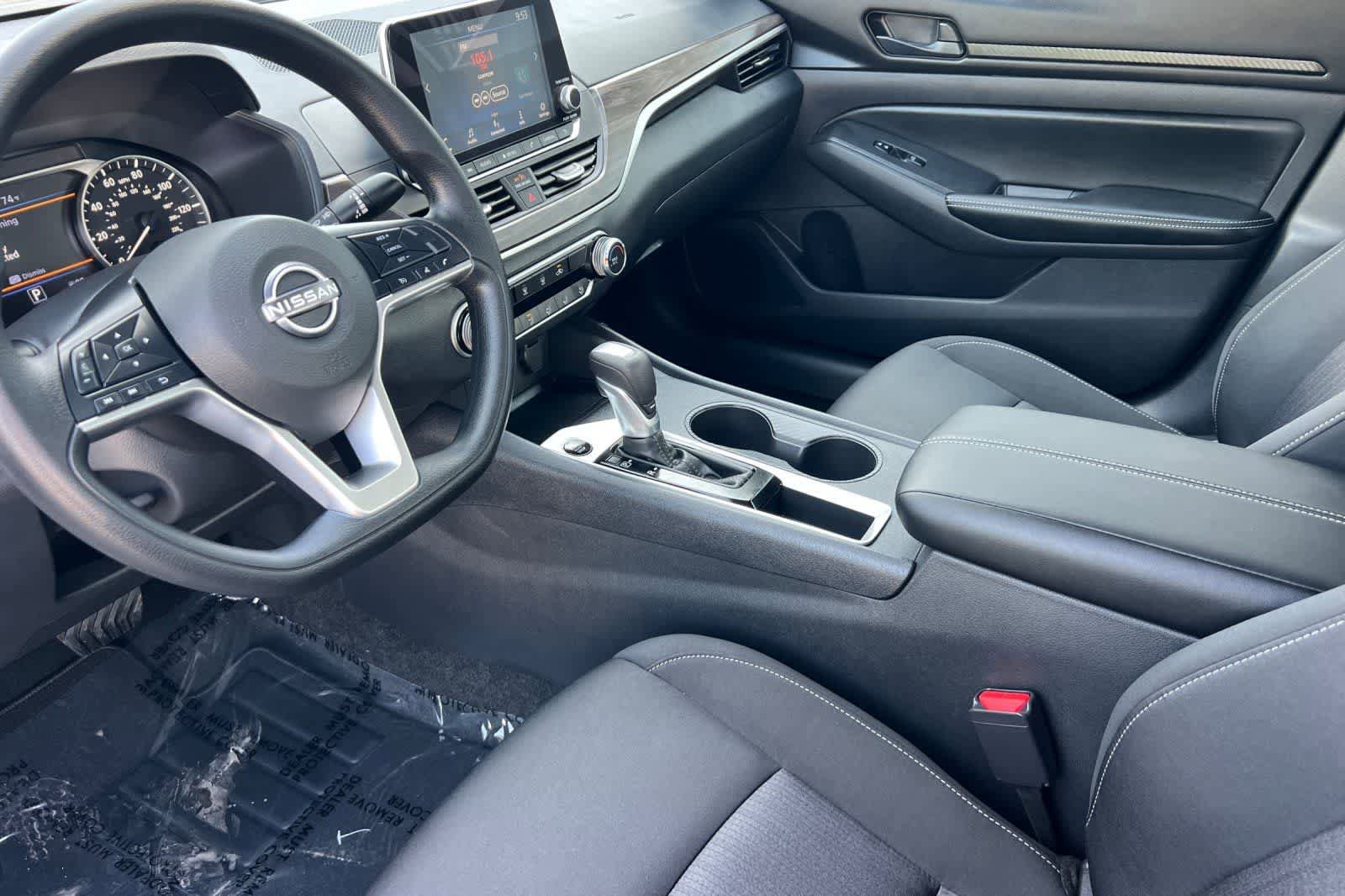 New 2026 Nissan Altima 2.5 SV image 12