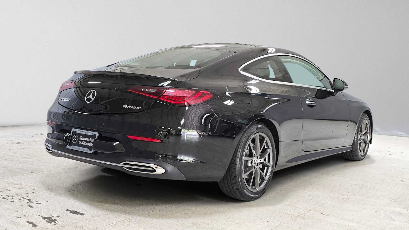 Certified 2026 Mercedes-Benz CLE 300 4MATIC Coupe image 4