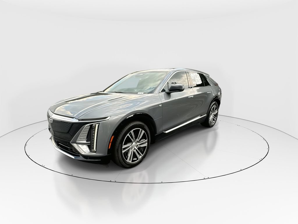 Used 2023 Cadillac Lyriq 2WD image 4