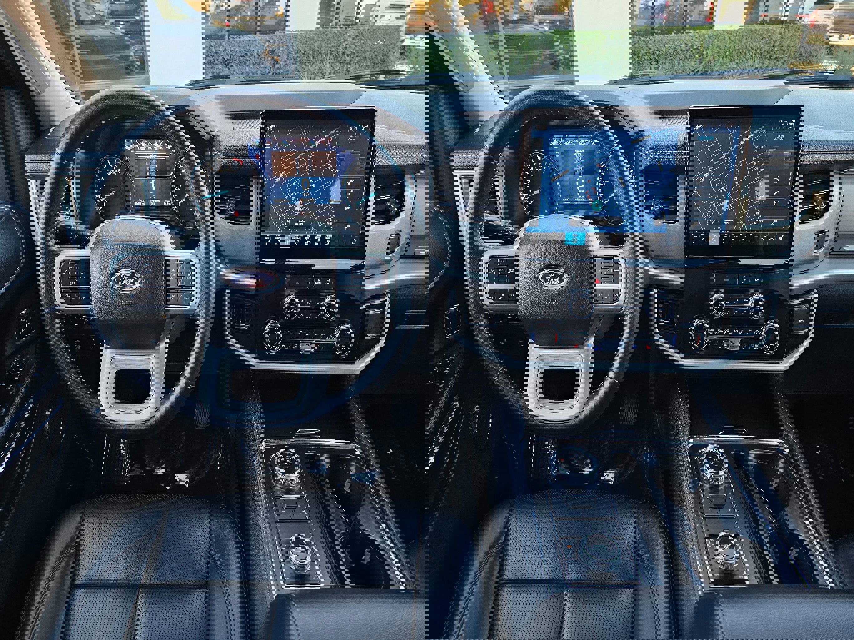 Used 2022 Ford Expedition XLT image 24