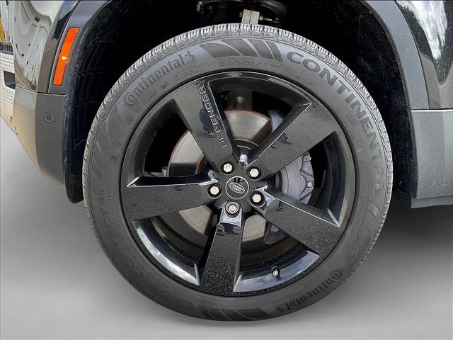Used 2023 Land Rover Defender 110 SE AWD/4WD image 8
