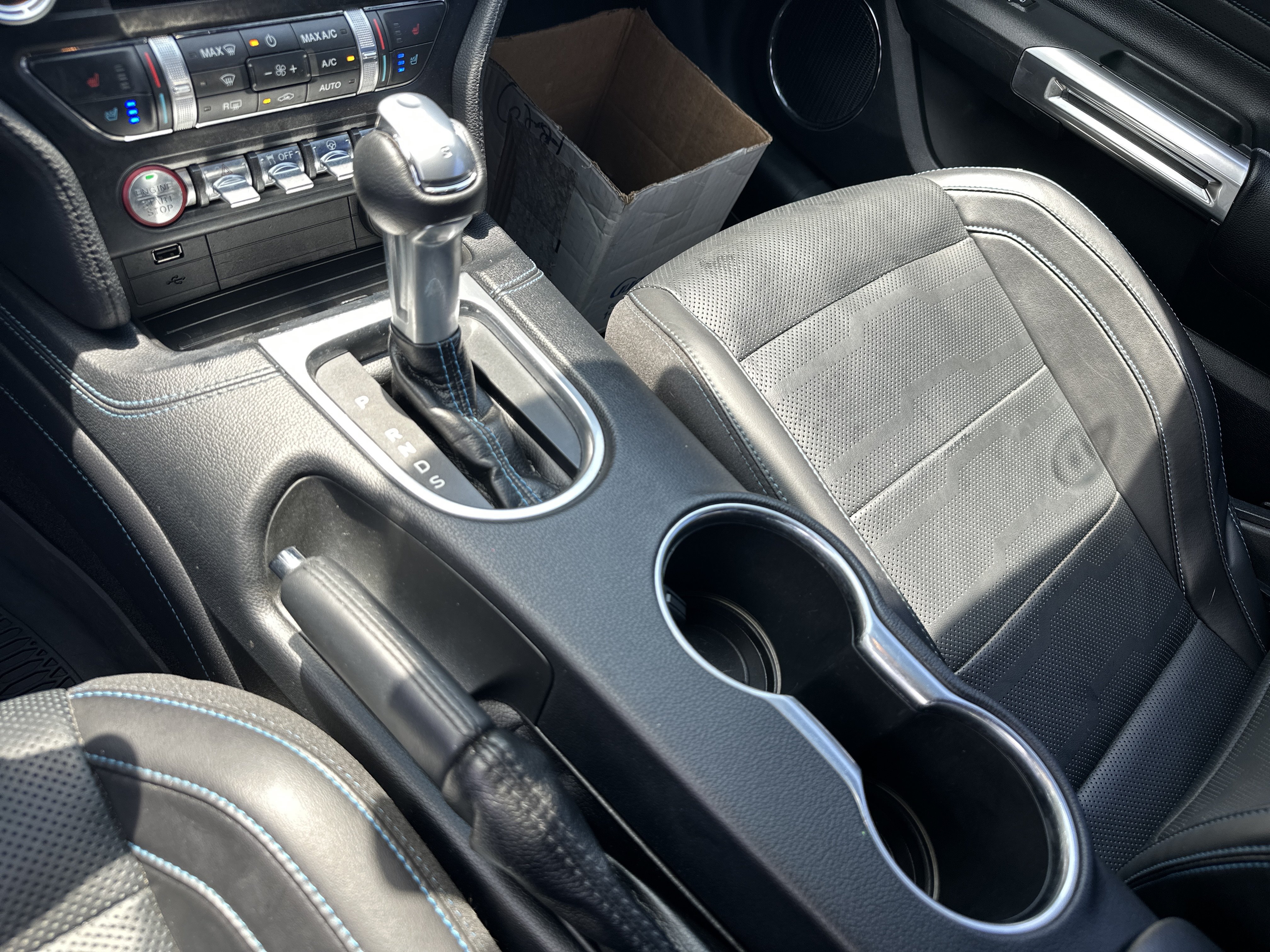 Used 2019 Ford Mustang GT Premium w/ GT Performance Package RWD image 33