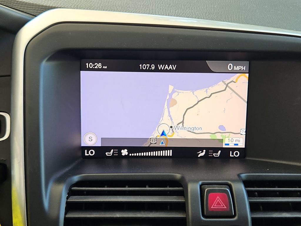 Used 2017 Volvo XC60 T5 Dynamic FWD image 18