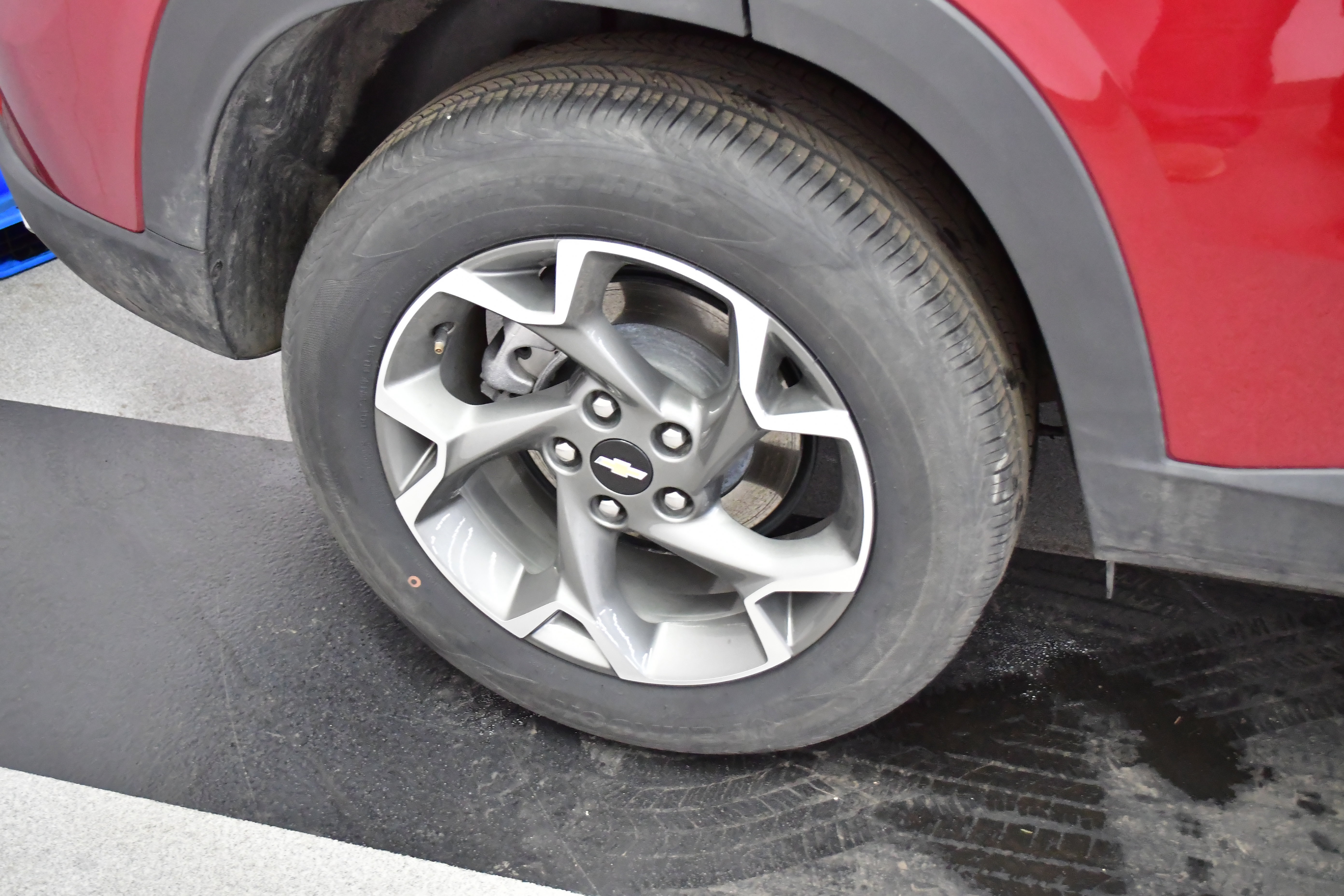 Used 2025 Chevrolet Trax LT w/ LT Convenience Package image 53