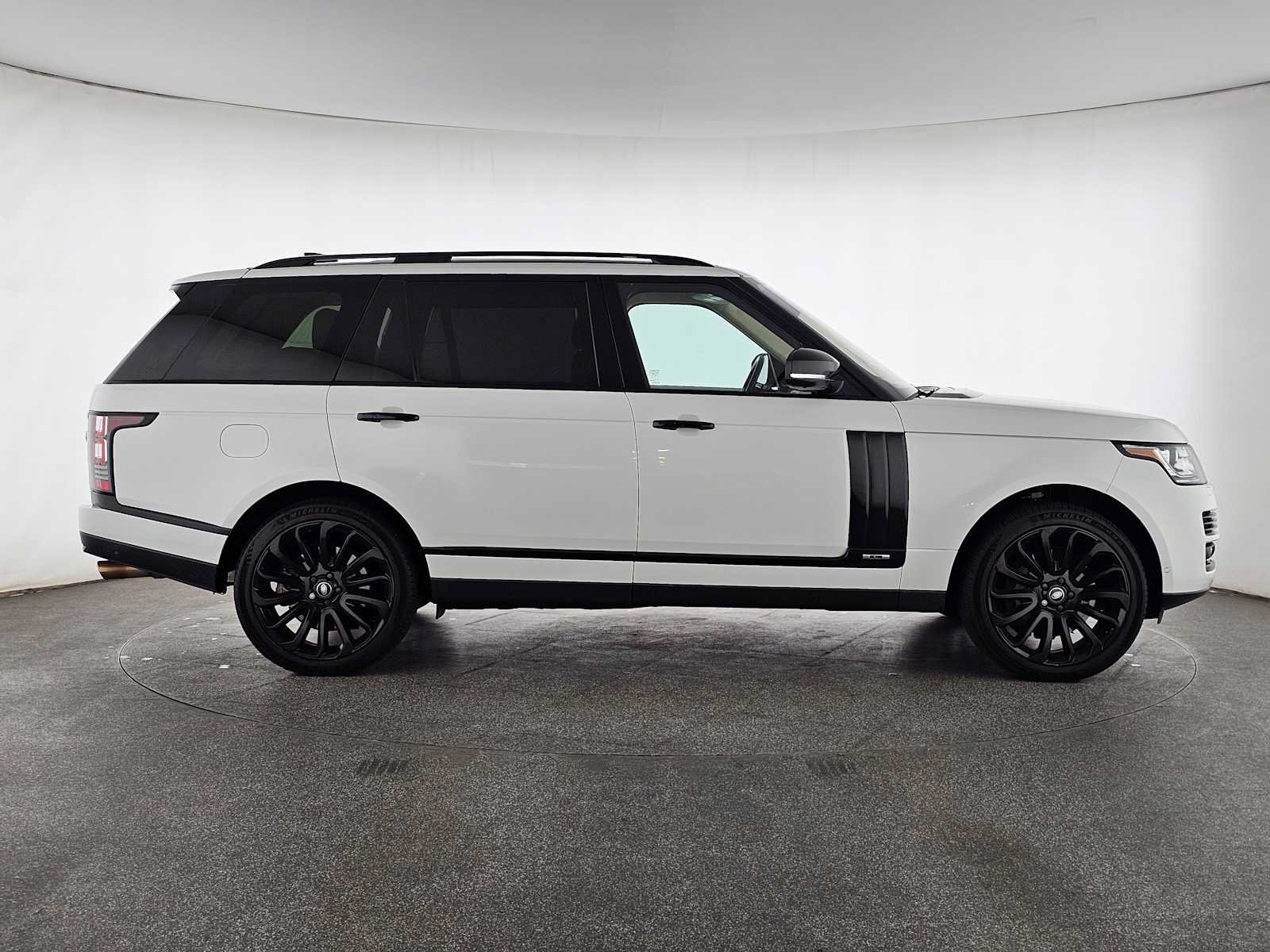 Used 2017 Land Rover Range Rover Long Wheelbase Supercharged AWD/4WD image 7