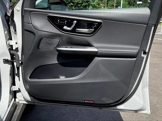 Used 2026 Mercedes-Benz GLC 300 4MATIC image 30