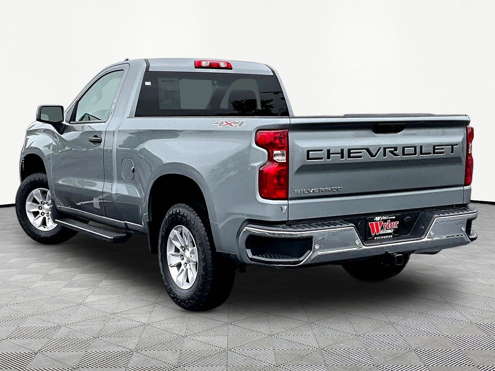 Used 2026 Chevrolet Silverado 1500 W/T w/ WT Safety Package AWD/4WD image 4