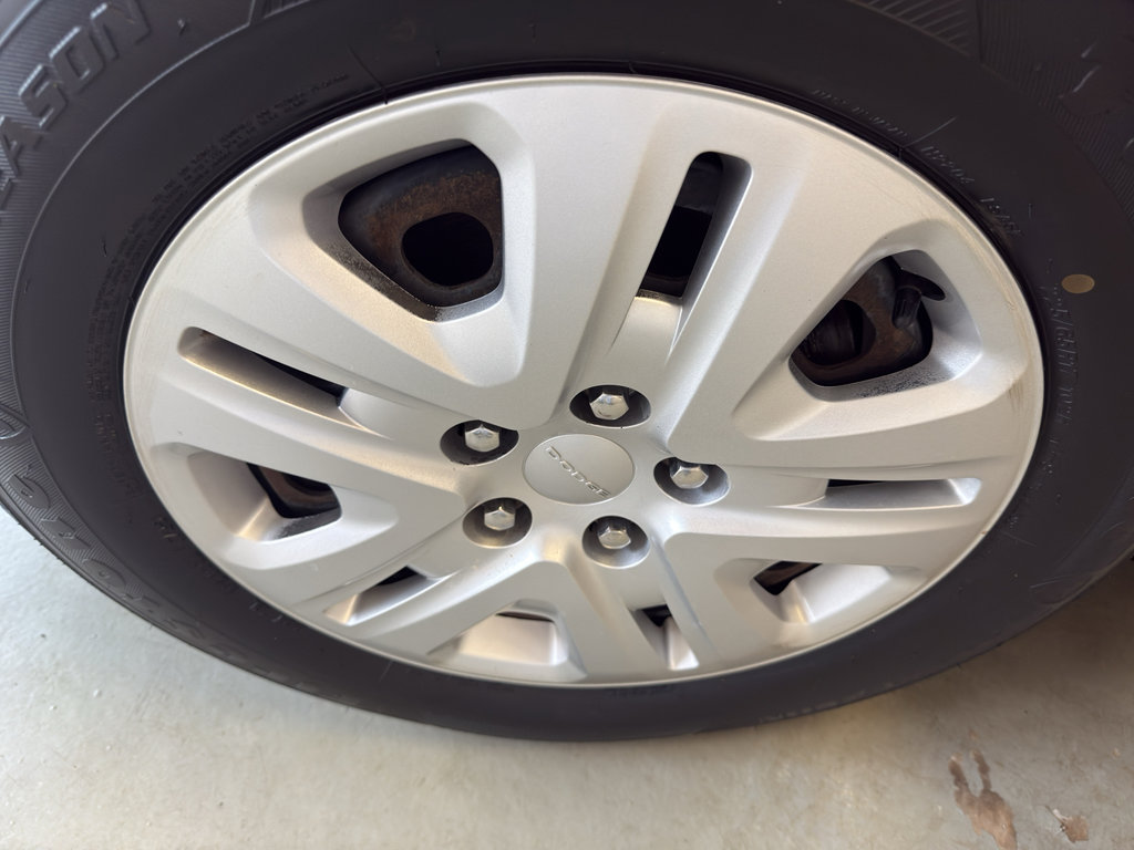 Used 2014 Dodge Grand Caravan American Value Package image 27