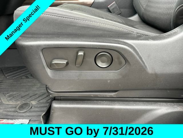 Used 2023 Chevrolet Silverado 1500 RST w/ Max Trailering Package AWD/4WD image 16