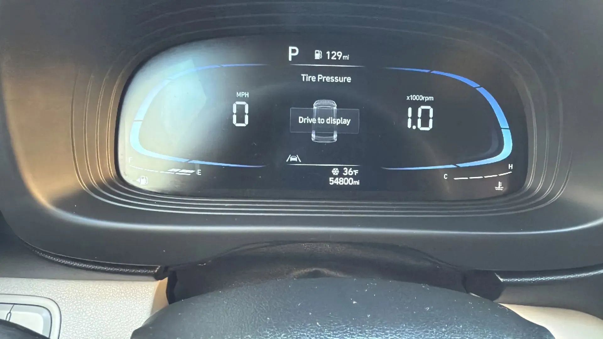 Used 2024 Hyundai Venue SEL image 16