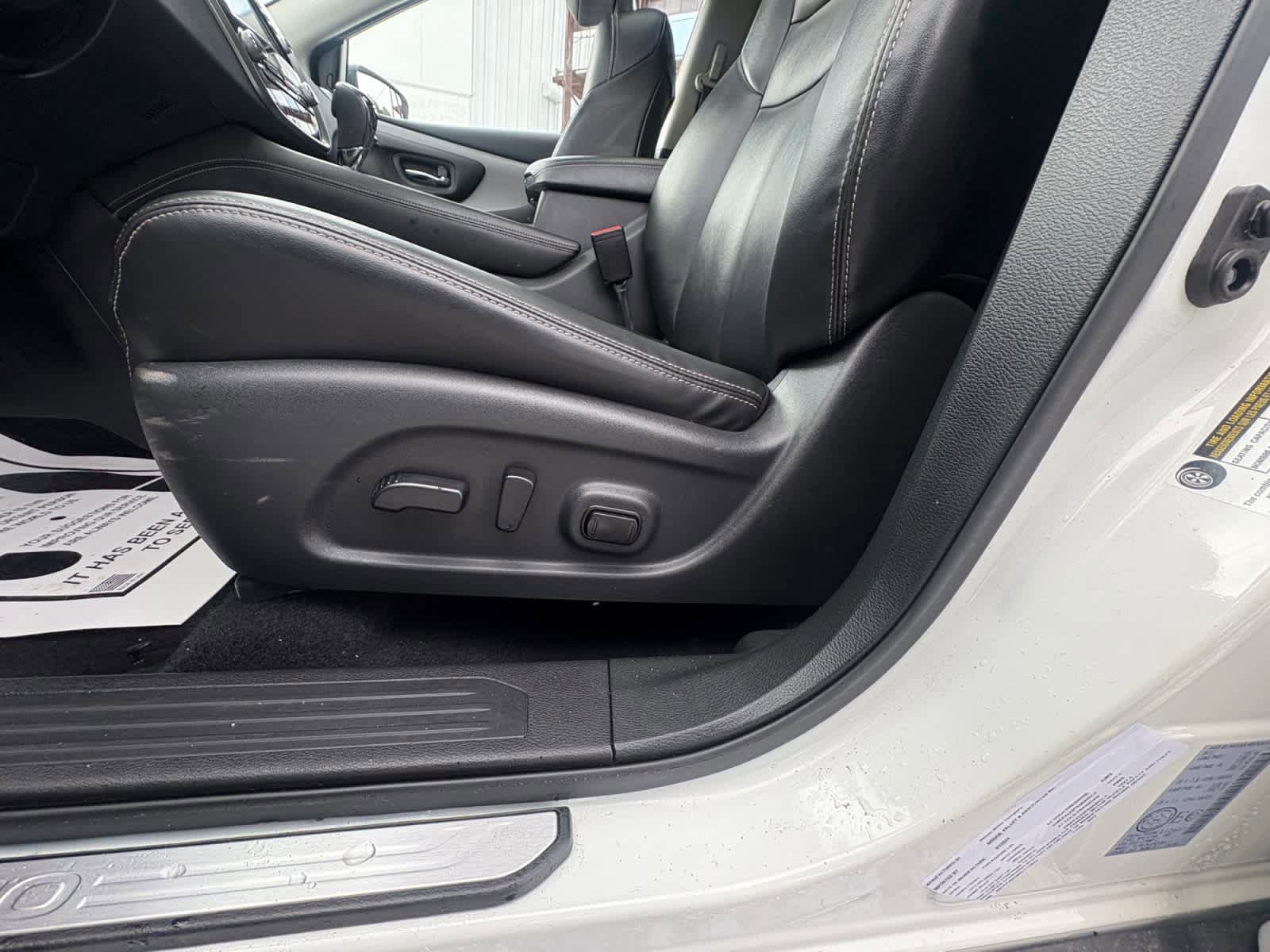 Used 2024 Nissan Murano SV AWD/4WD image 23