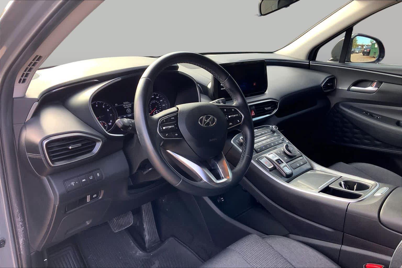 Used 2023 Hyundai Santa Fe SEL FWD image 16