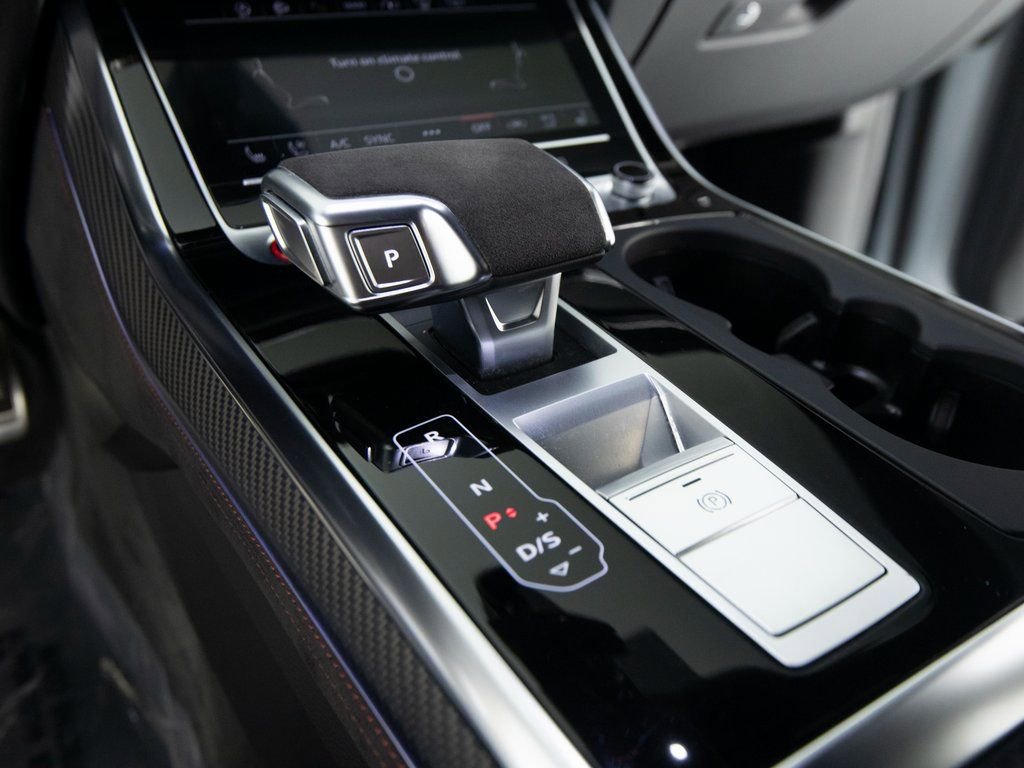 Used 2024 Audi RS Q8 image 23