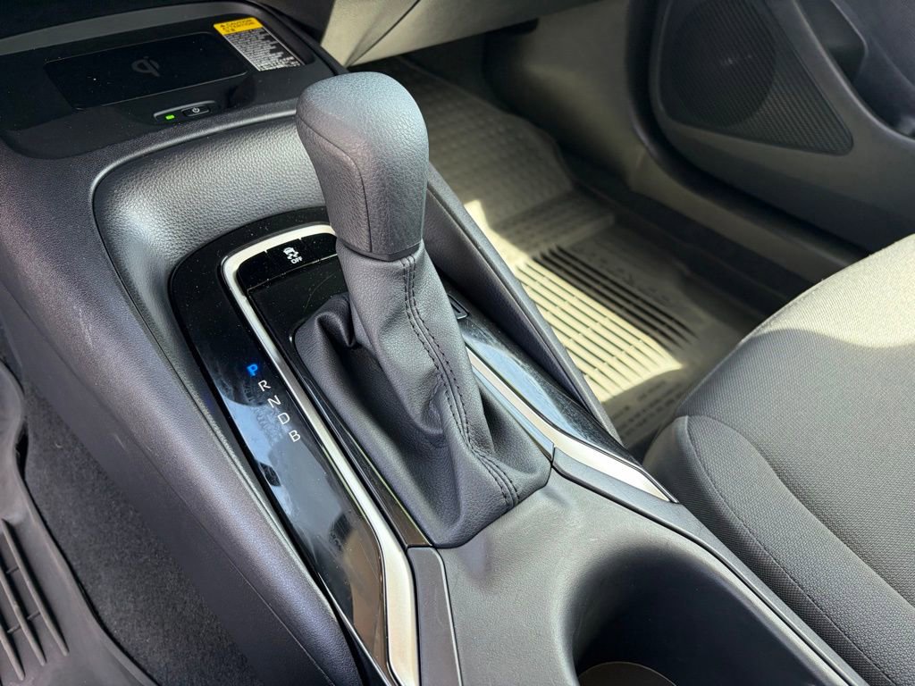 Used 2025 Toyota Corolla LE w/ LE Premium Package image 31