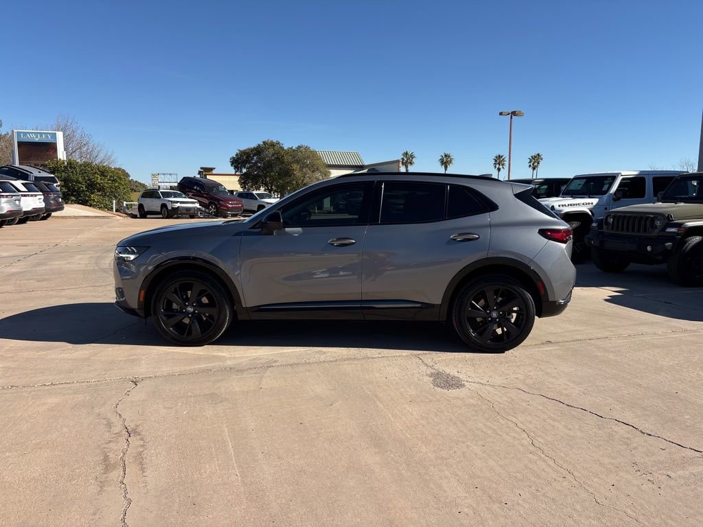 Used 2022 Buick Envision Essence w/ Technology Package I image 8