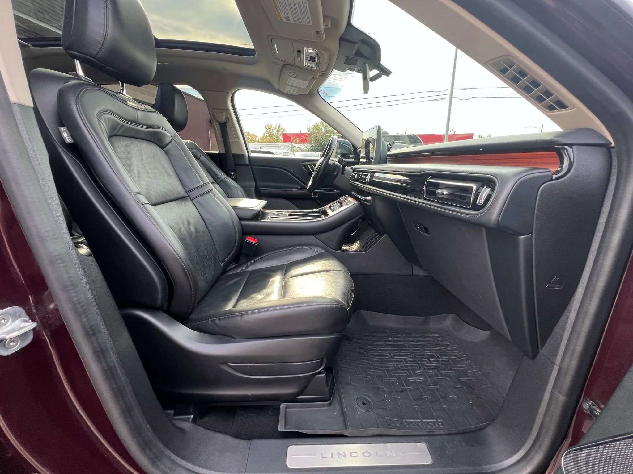 Used 2023 Lincoln Aviator Grand Touring w/ Equipment Group 301A image 33