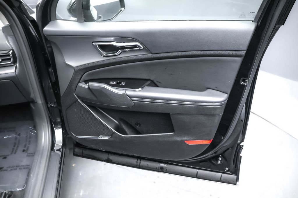 Used 2023 Kia Sportage SX image 41