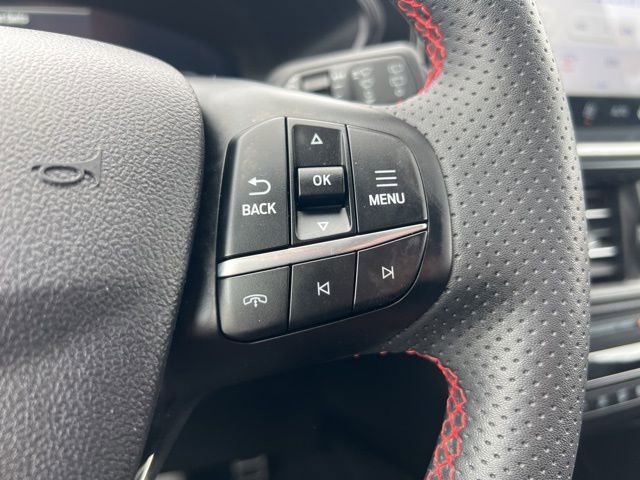 Certified 2023 Ford Escape ST-Line Select w/ Tech Pack #2 image 12