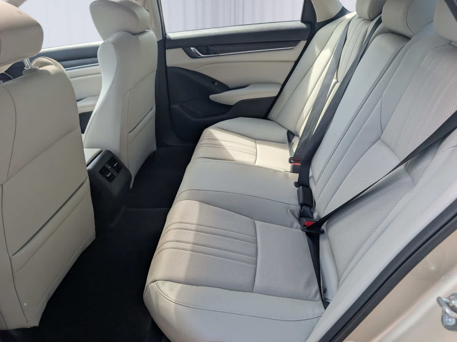 Certified 2018 Honda Accord EX-L image 13